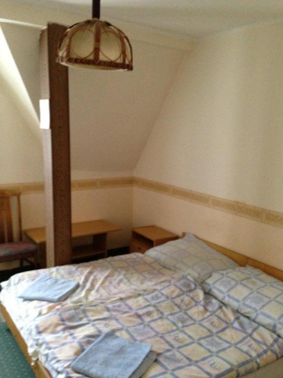 Panorama Panzio Bed & Breakfast Tatabánya Oda fotoğraf