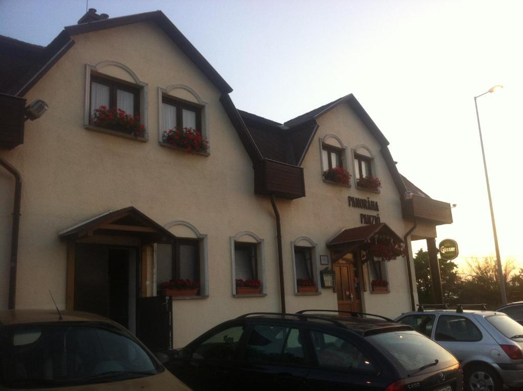 Panorama Panzio Bed & Breakfast Tatabánya Dış mekan fotoğraf